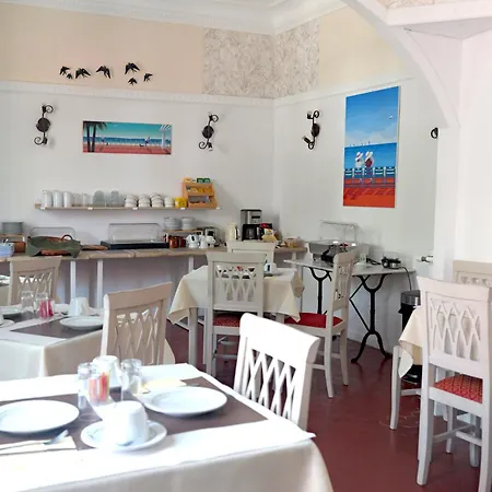 Logis Hotel Villa Victorine-3